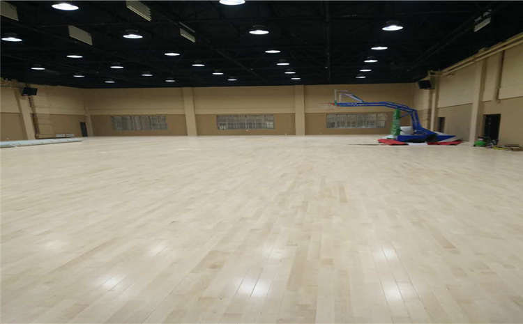 20厚木地板籃球館廠家哪家好？