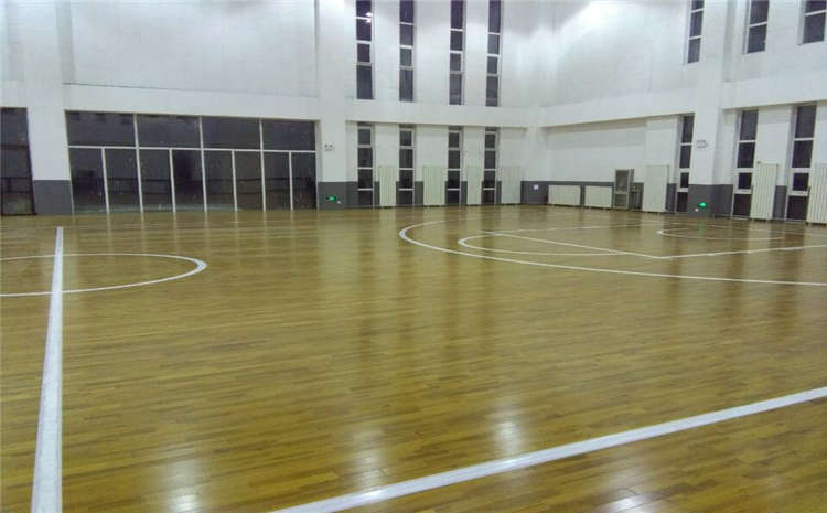 學校體育館木地板哪個牌子好?