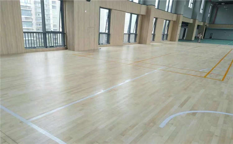 硬木企口籃球場(chǎng)實(shí)木地板一平米價(jià)格